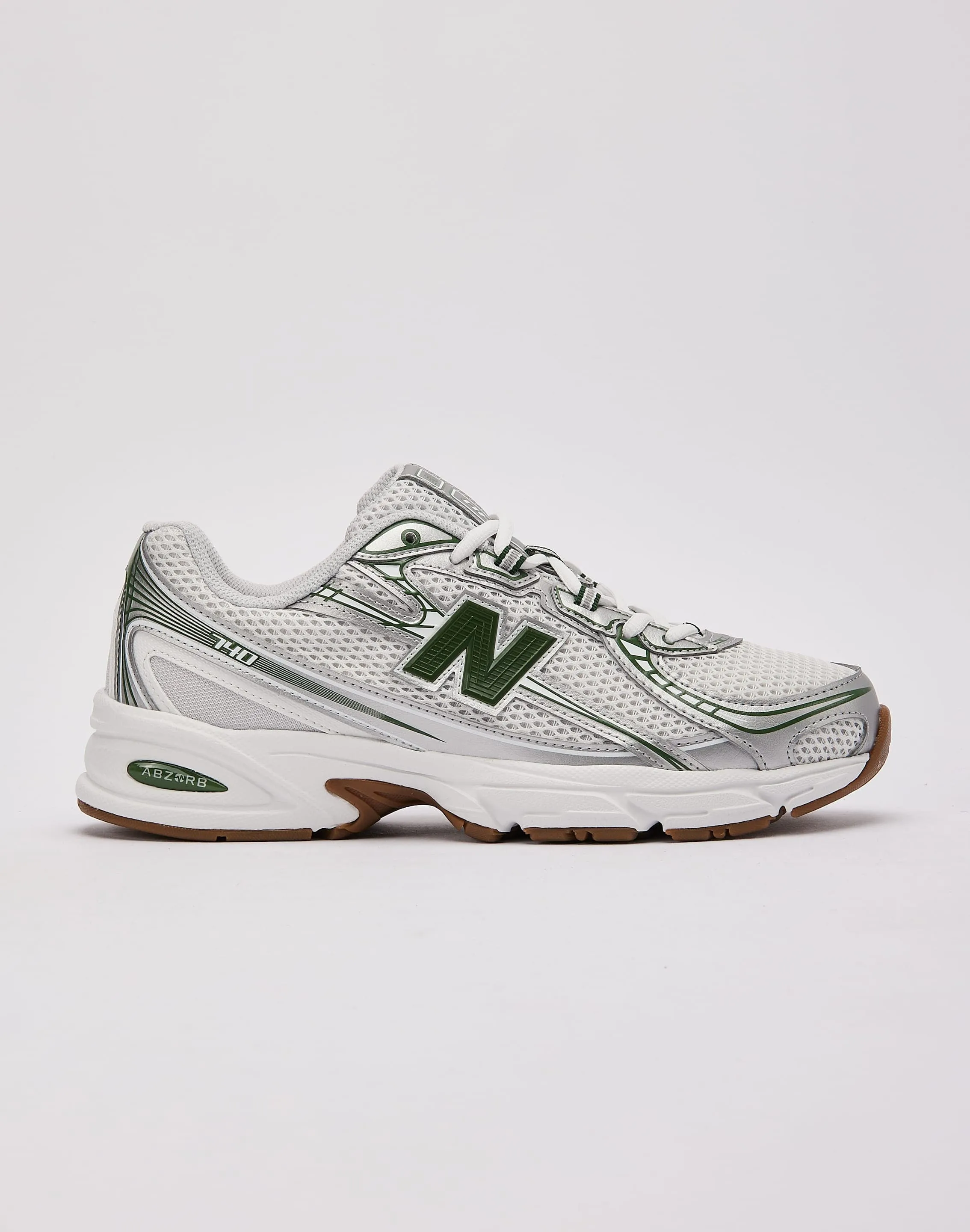 gym running shoes New Balance 740