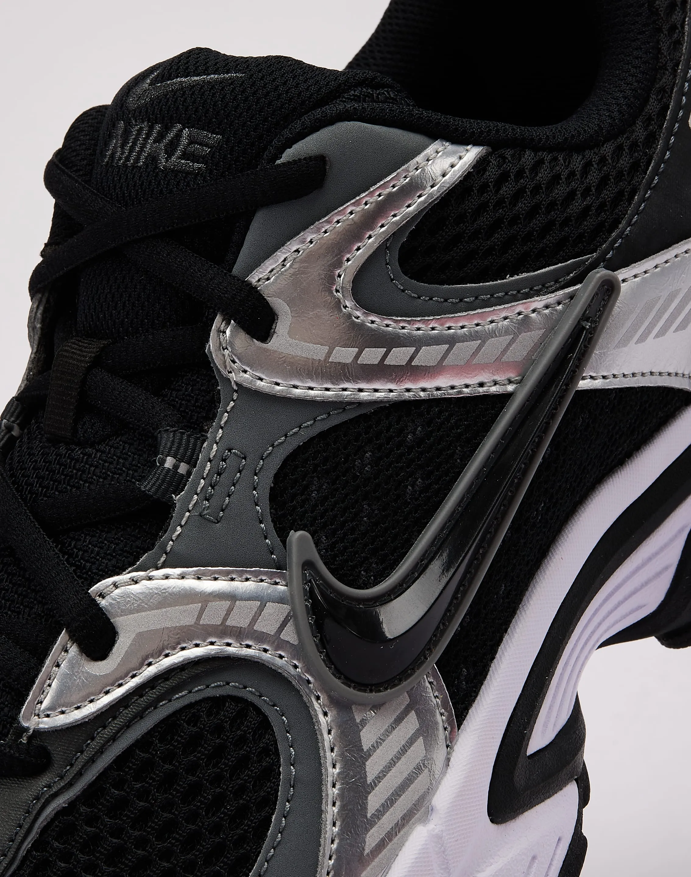 Nike V5 RNR Perforated Airflow Panels