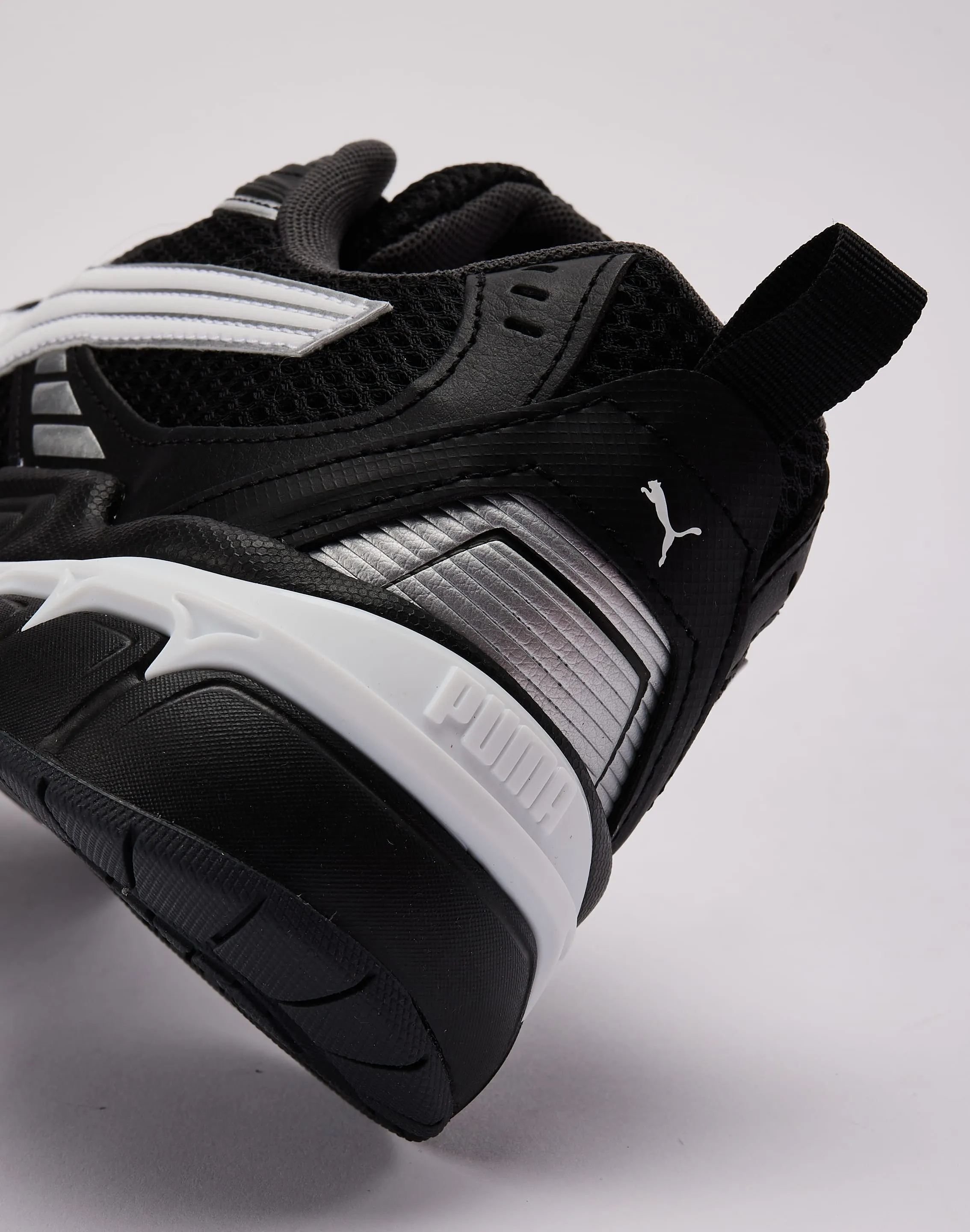 unisex footwear Puma Milenio Tech 2000