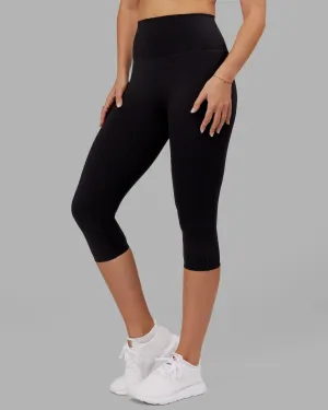 high-waisted style Elixir Ultra High-Rise 3/4 Legging - Black