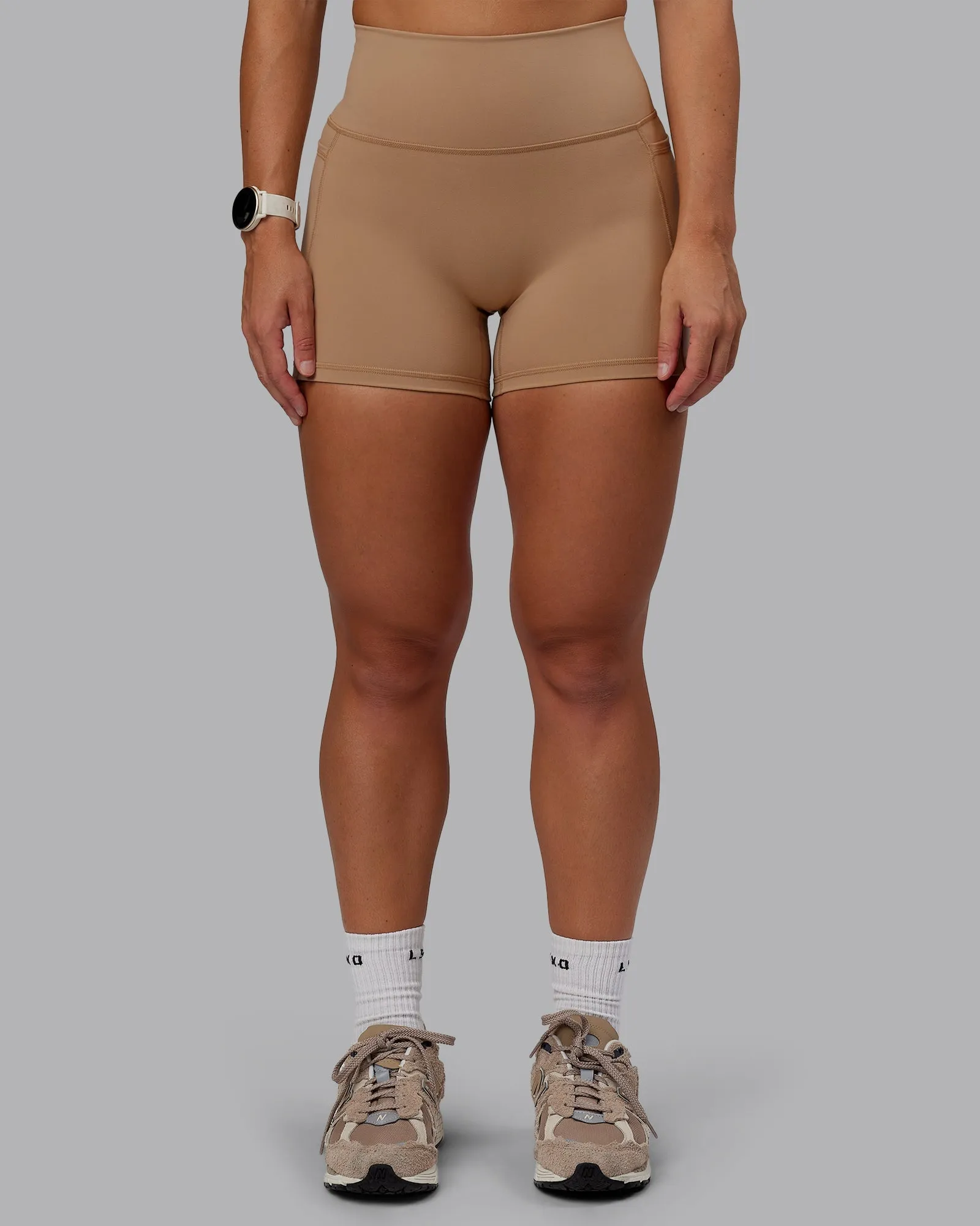 Outdoor Ready Fit Fusion Ultra High-Rise 4" Short Pockets - Warm Smoke