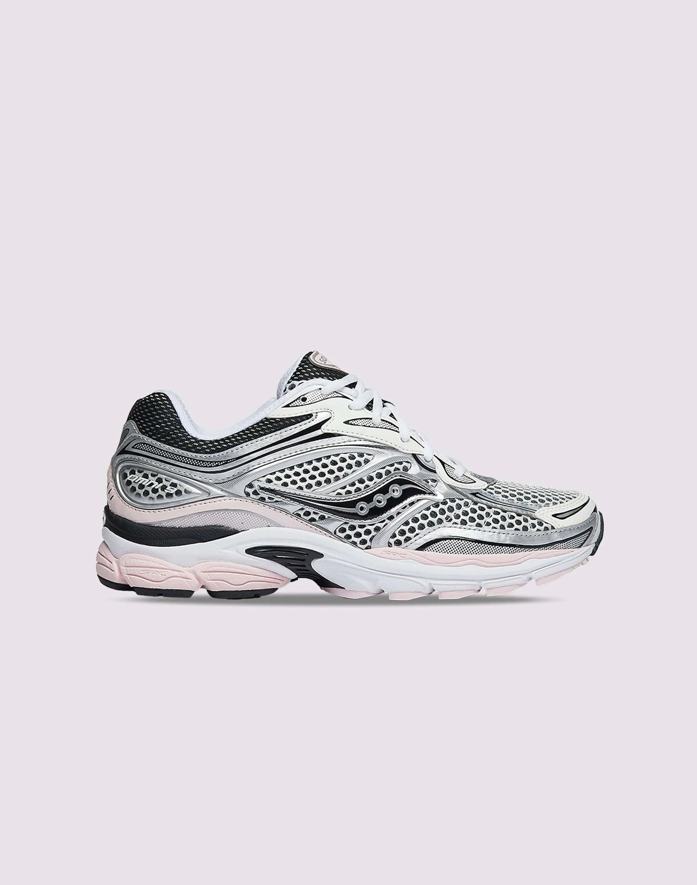 Saucony ProGrid Omni 9 hypoallergenic running wear
