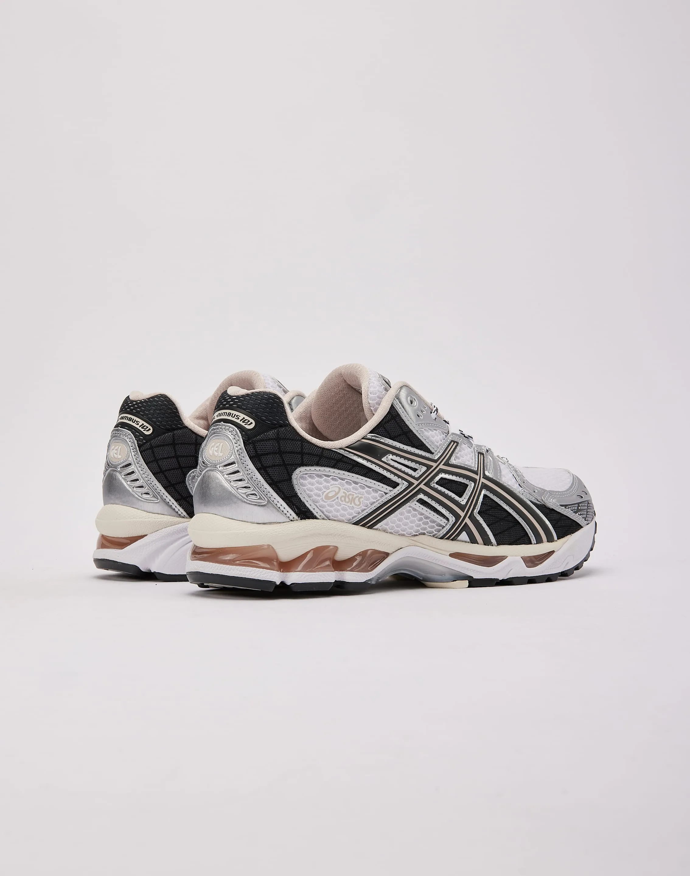 professional running gear Asics GEL-NIMBUS 10.1