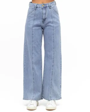 Label of Love - Wide Leg Straight Jeans - Light Wash Casual Friday Durable Athlete Fit