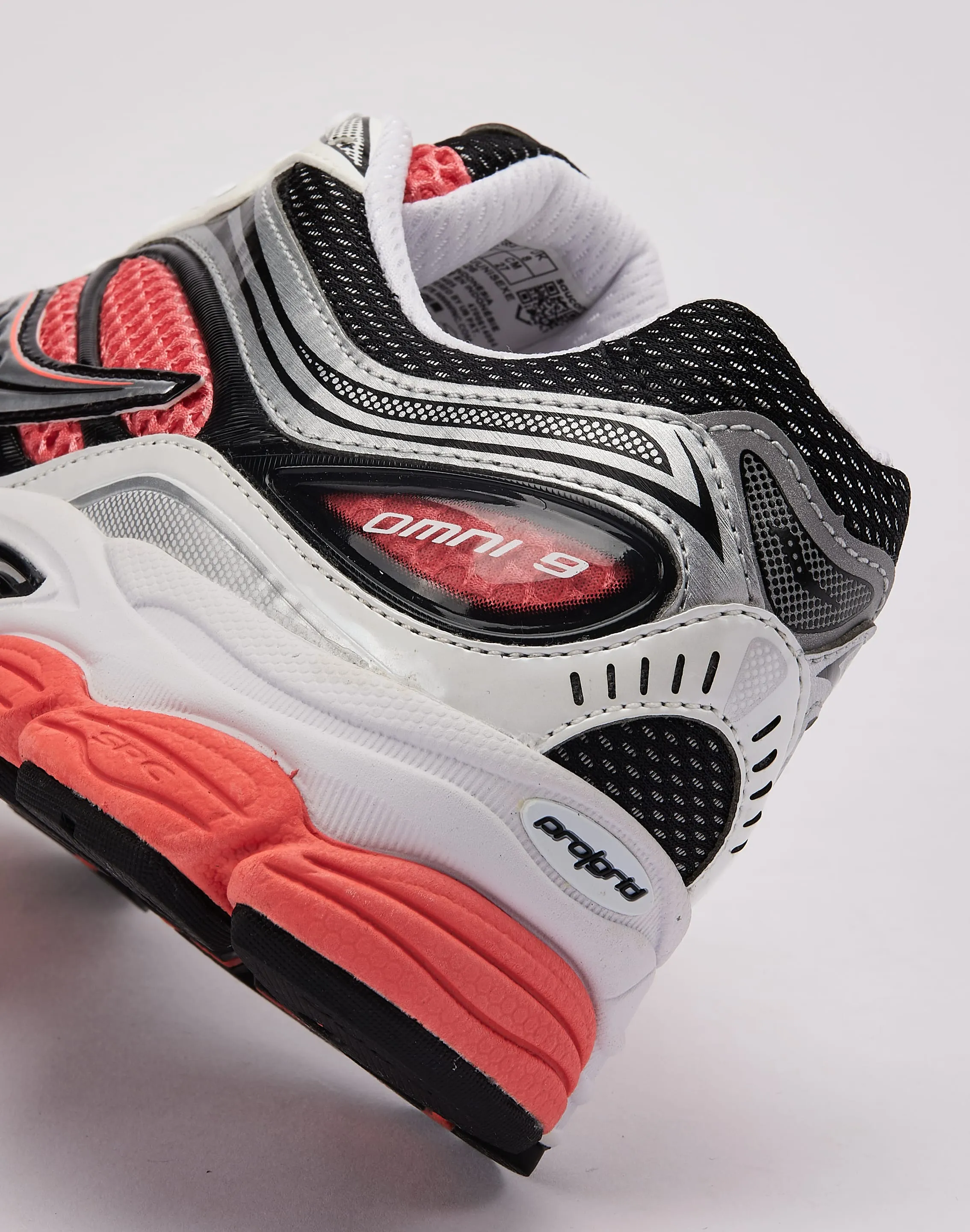 Cold - resistant Variable Lacing Saucony ProGrid Omni 9